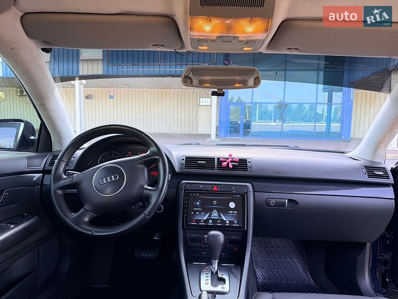 Седан Audi A4 2004 в Кременчуге