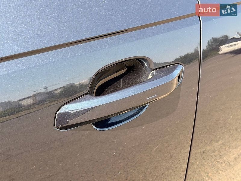 Седан Audi A4 2017 в Кривом Роге