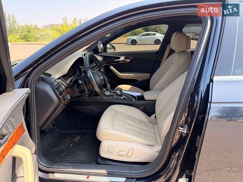 Седан Audi A4 2017 в Кривом Роге