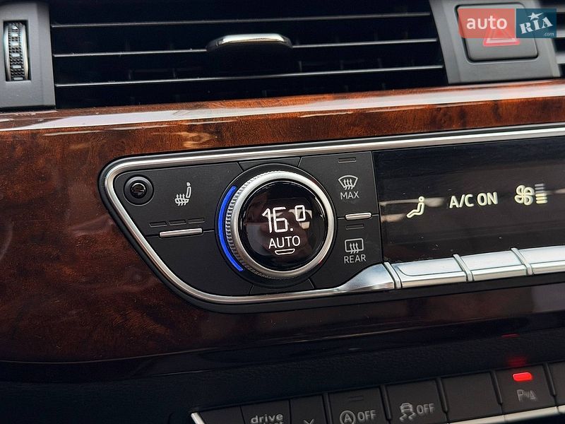Седан Audi A4 2017 в Кривом Роге