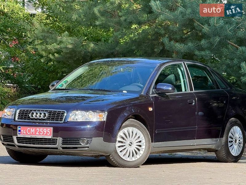Седан Audi A4 2002 в Самборе
