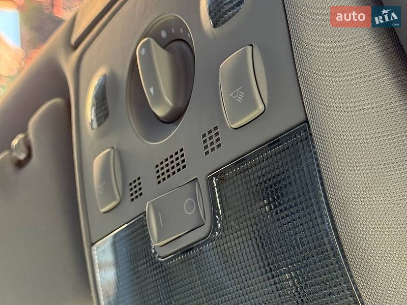 Седан Audi A4 2002 в Самборе