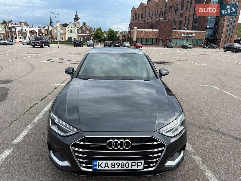 Седан Audi A4 2023 в Киеве фото Седан Audi A4 2023 в Киеве