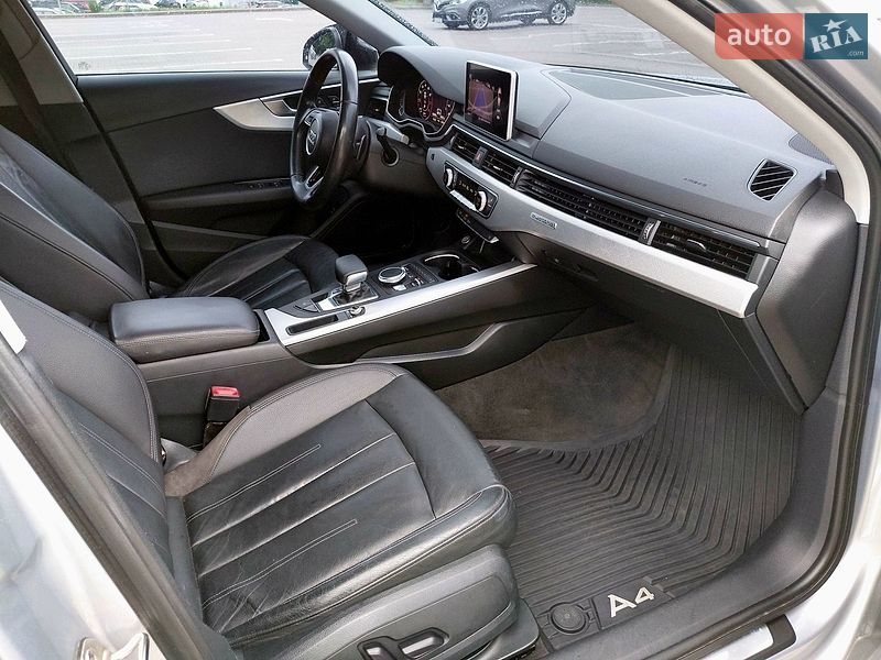 Седан Audi A4 2016 в Чернигове