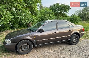 Седан Audi A4 1997 в Луцьку