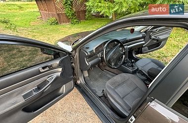 Седан Audi A4 1997 в Луцьку