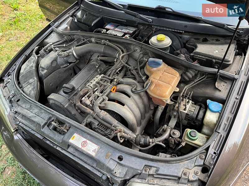 Седан Audi A4 1997 в Луцьку