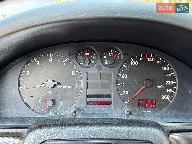 Седан Audi A4 1997 в Луцьку
