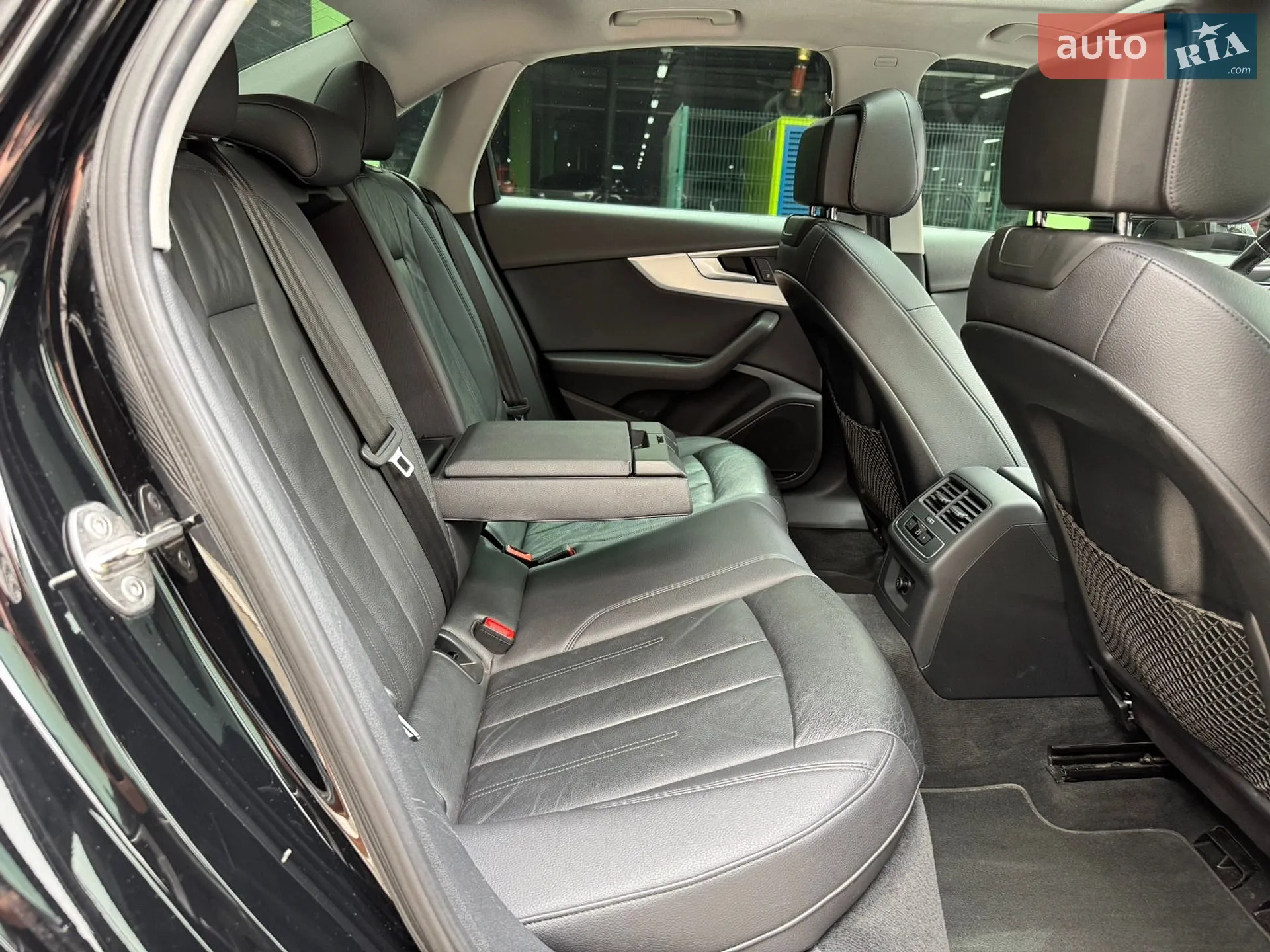 2016 Audi A4 - мініатюра 39