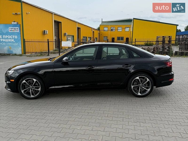 Седан Audi A4 2019 в Хмельницком