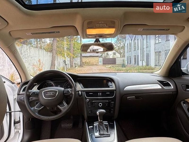 Седан Audi A4 2012 в Кагарлику
