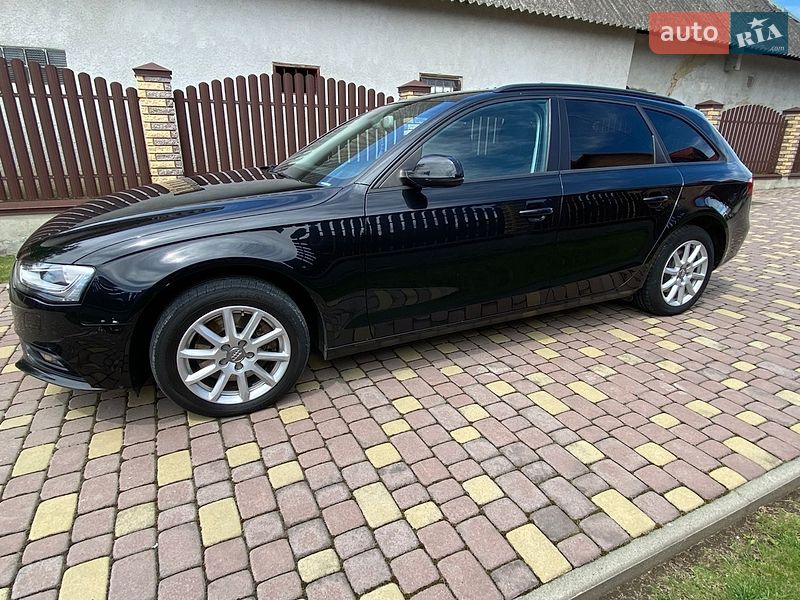 Универсал Audi A4 2013 в Комарному