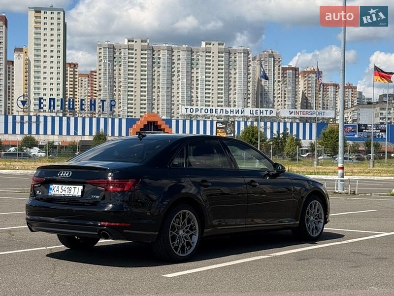 Седан Audi A4 2018 в Киеве