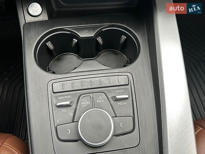 Седан Audi A4 2018 в Івано-Франківську