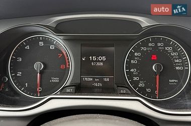 Седан Audi A4 2015 в Львове