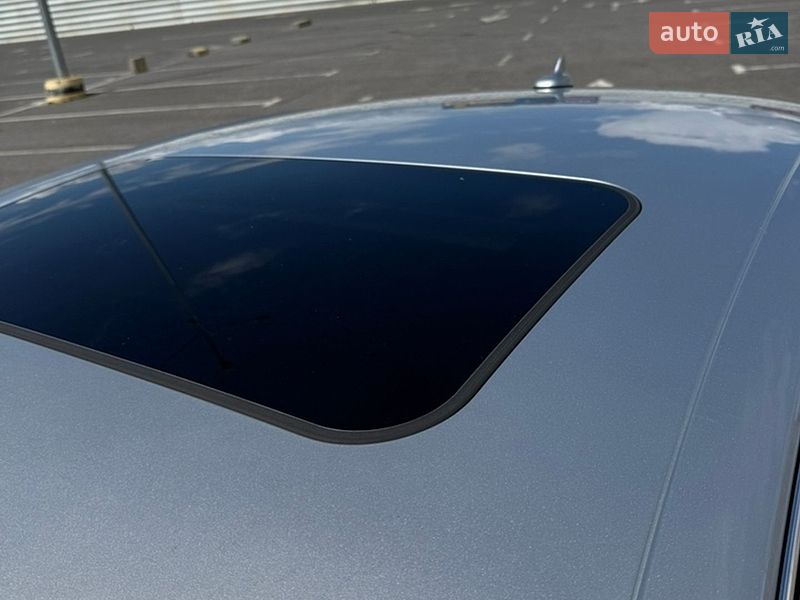 Седан Audi A4 2015 в Львове