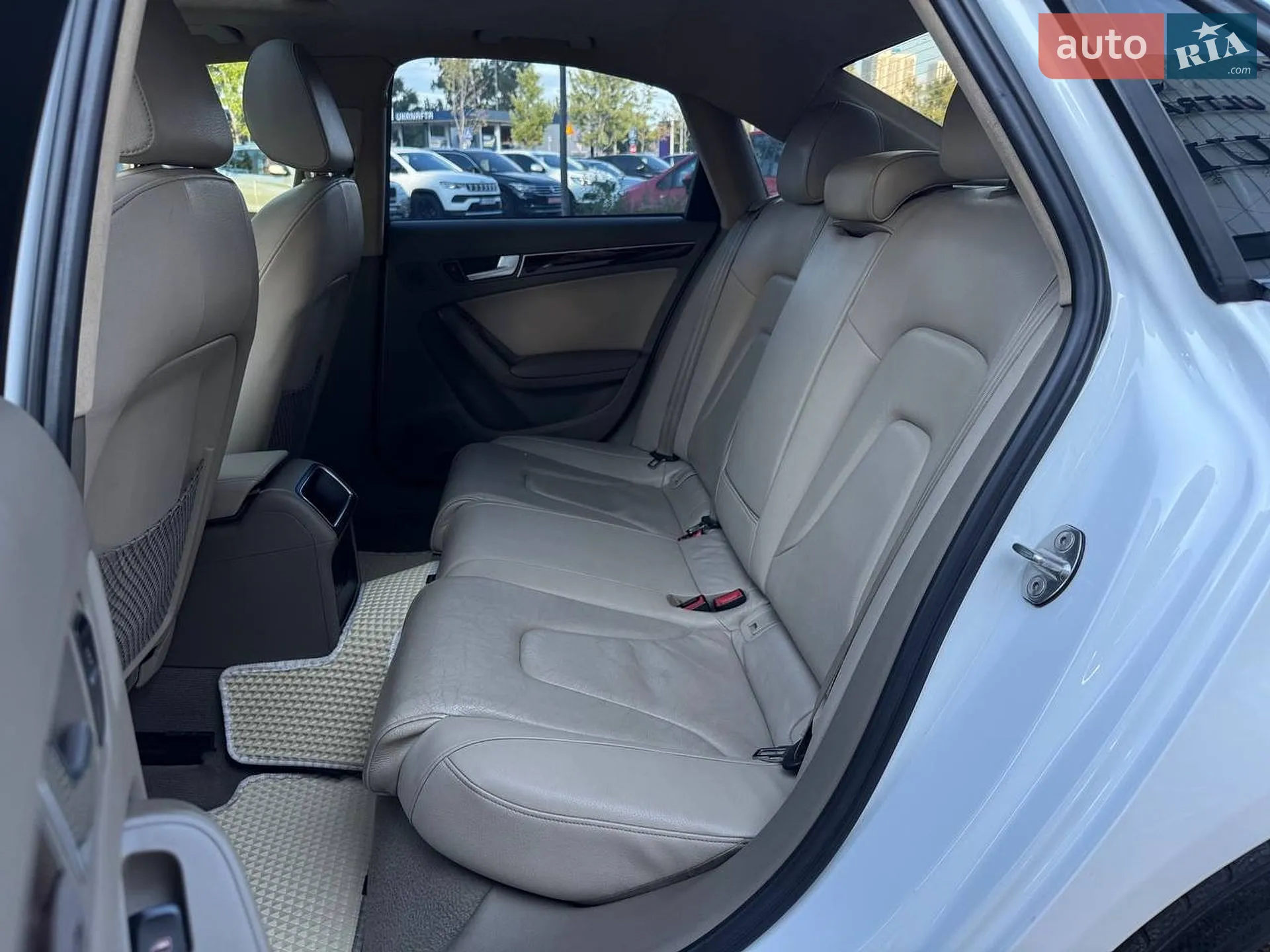 2012 Audi A4 - мініатюра 9