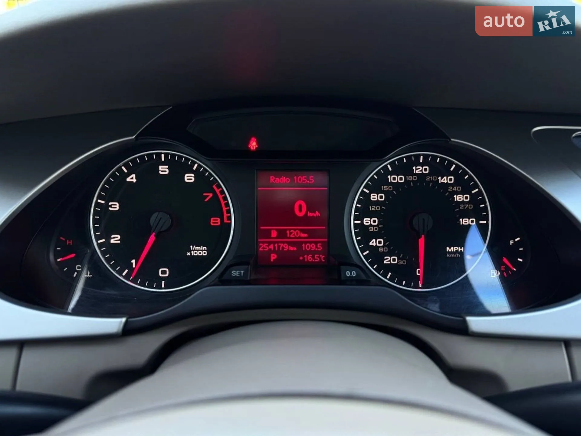 2012 Audi A4 - мініатюра 16