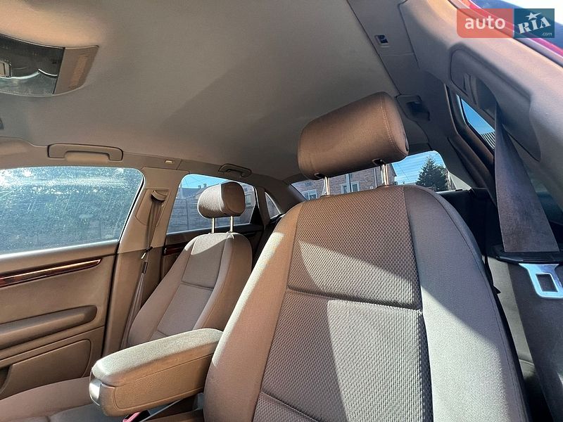 Седан Audi A4 2001 в Львові