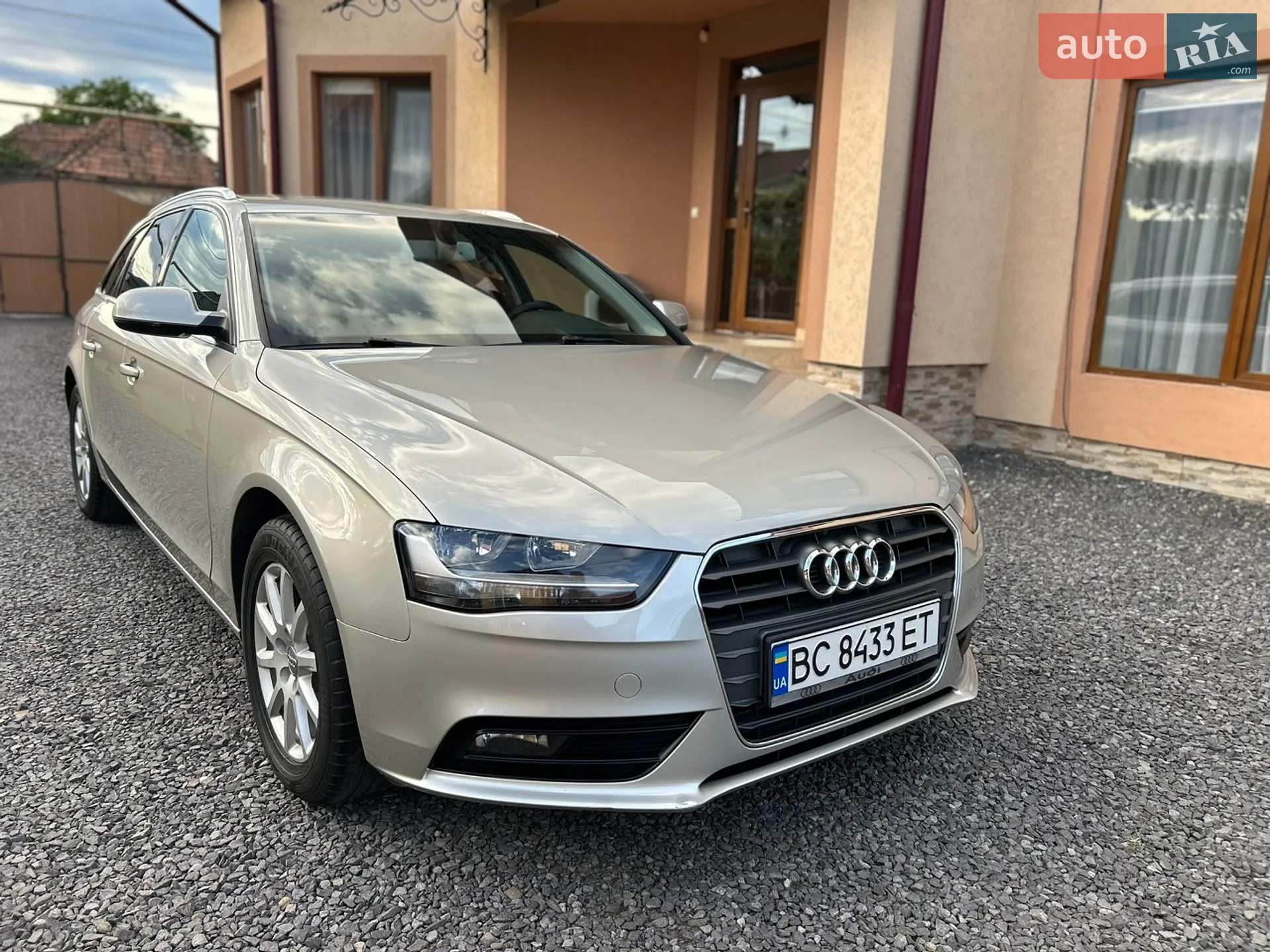 2012 Audi A4 - мініатюра 4