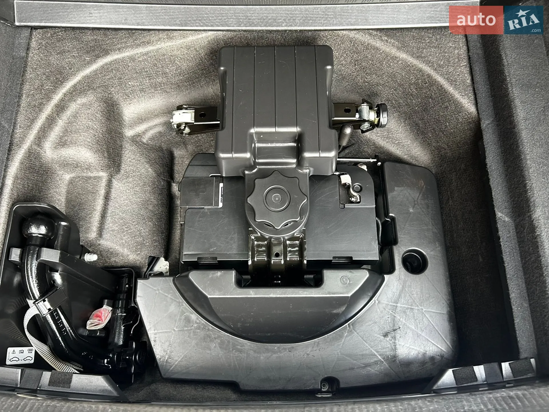 2012 Audi A4 - мініатюра 36