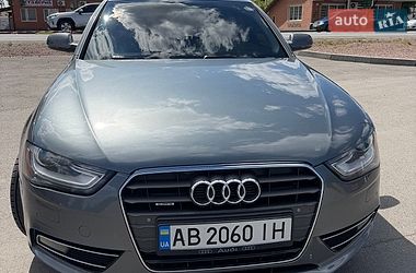 Седан Audi A4 2012 в Виннице