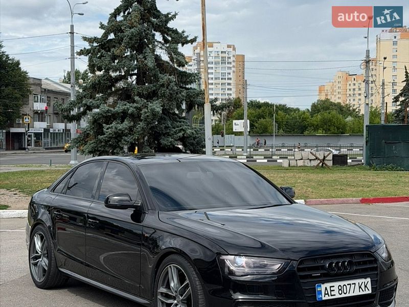 Седан Audi A4 2014 в Харкові