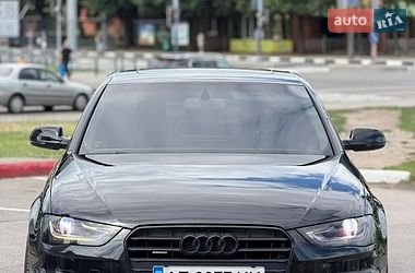 Седан Audi A4 2014 в Харкові