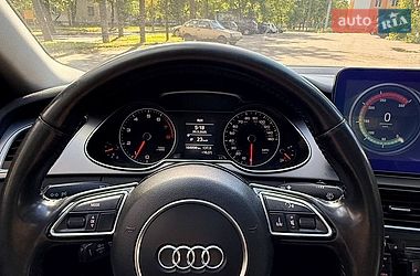 Седан Audi A4 2014 в Харкові