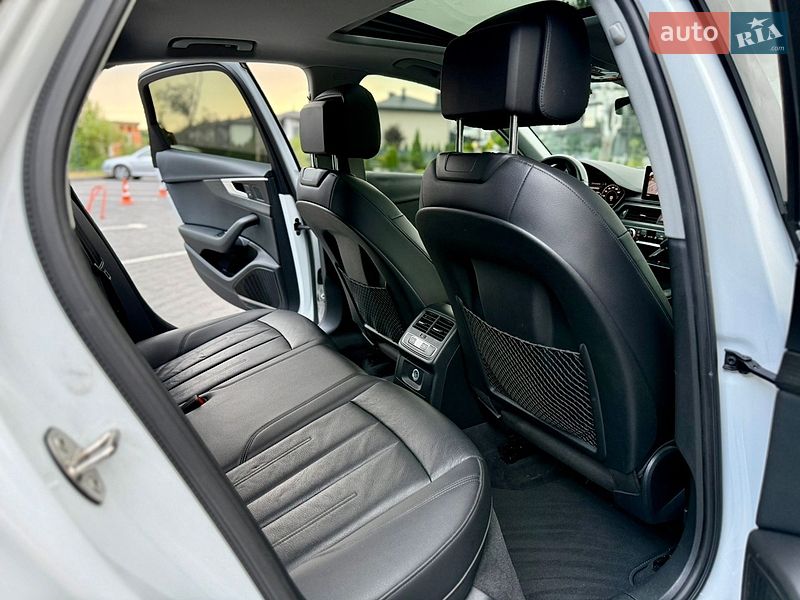 Седан Audi A4 2017 в Ужгороде