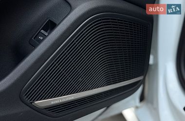 Седан Audi A4 2017 в Ужгороде