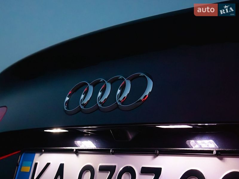 Седан Audi A4 2015 в Кременчуге