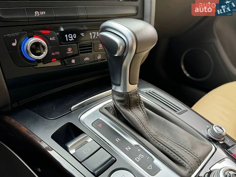 Седан Audi A4 2015 в Кременчуге