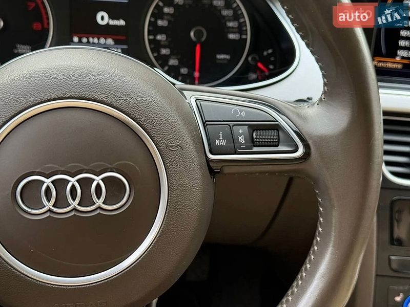Седан Audi A4 2015 в Кременчуге