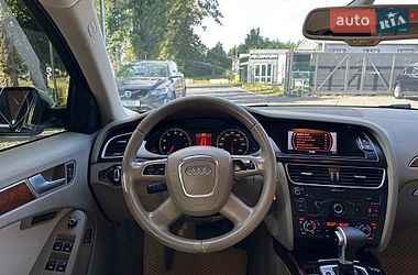 Седан Audi A4 2012 в Стрию
