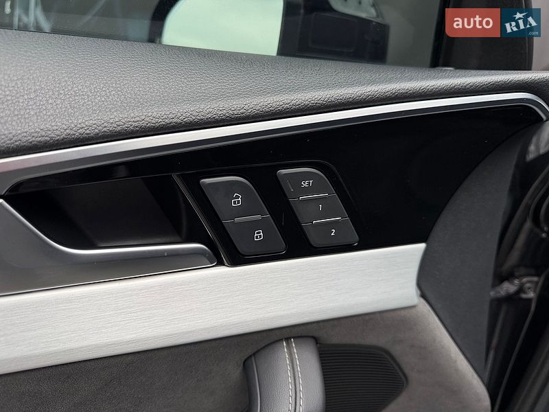 Седан Audi A4 2020 в Львове