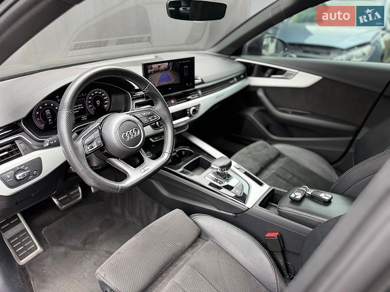 Седан Audi A4 2020 в Львове