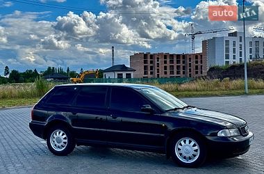 Універсал Audi A4 1998 в Луцьку