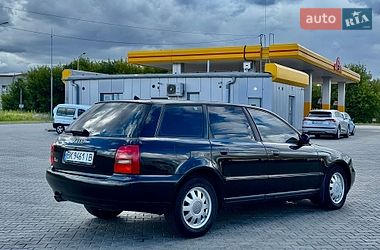 Універсал Audi A4 1998 в Луцьку