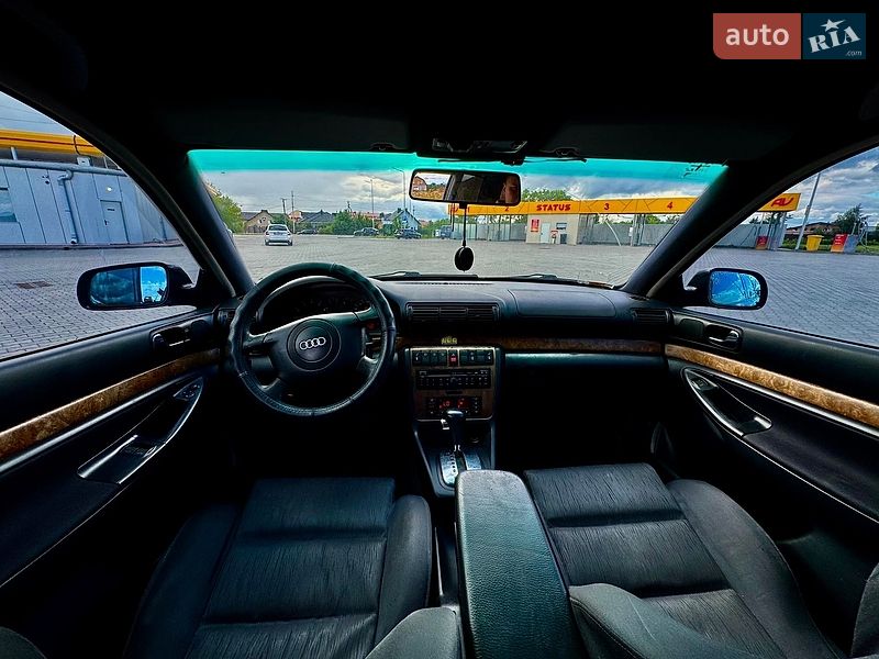 Універсал Audi A4 1998 в Луцьку