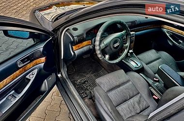 Універсал Audi A4 1998 в Луцьку