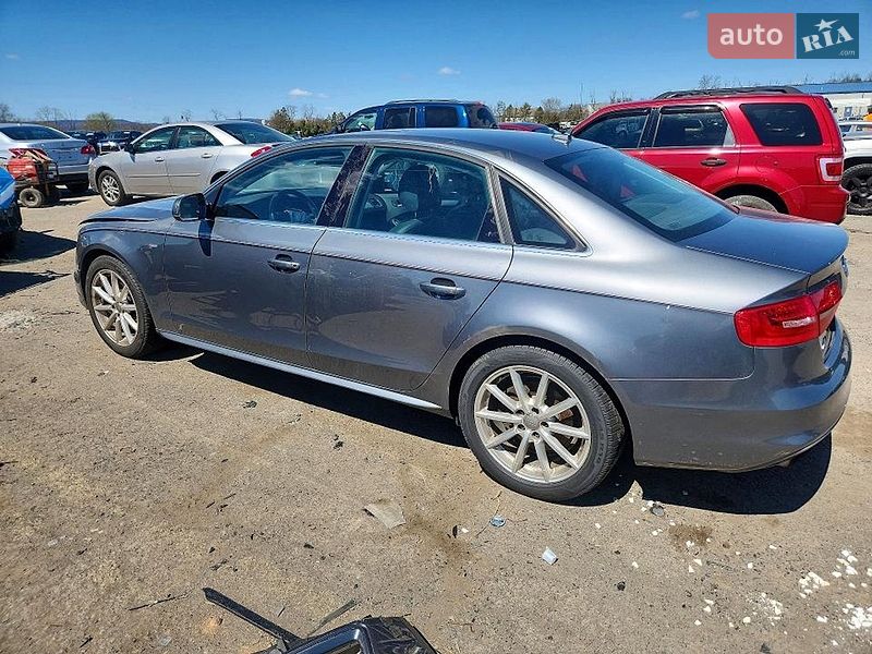 Седан Audi A4 2014 в Львове