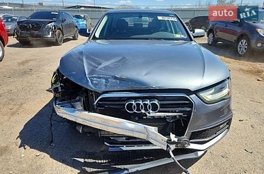 Седан Audi A4 2014 в Львові