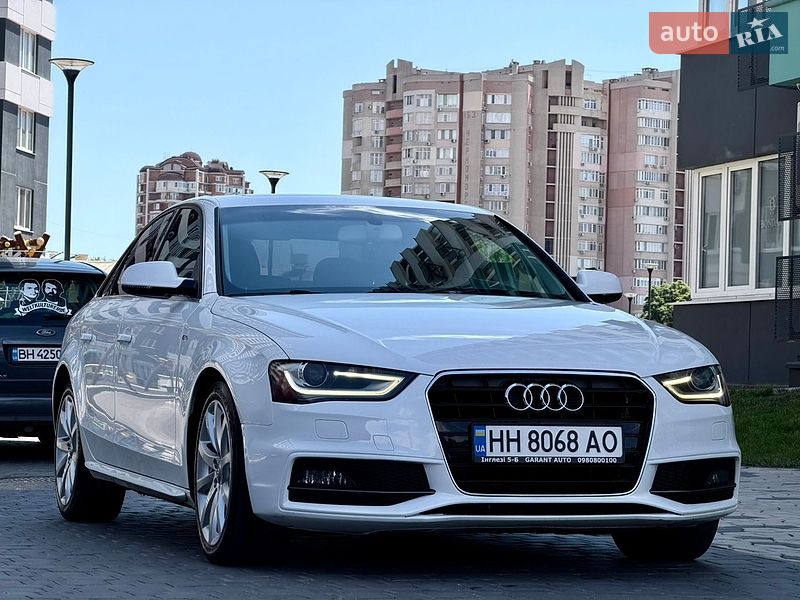 Седан Audi A4 2014 в Одессе