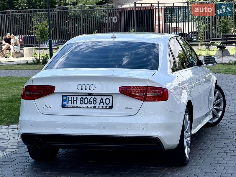 Седан Audi A4 2014 в Одессе