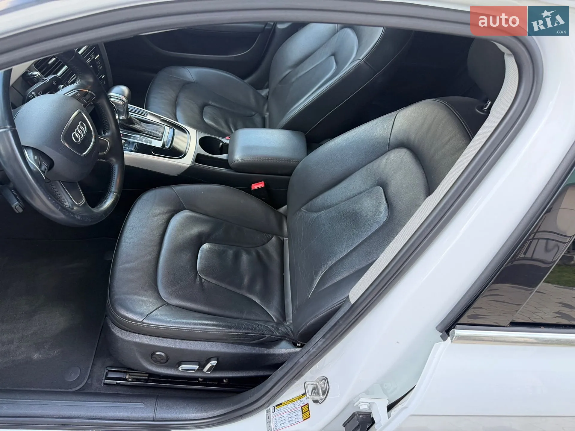 2014 Audi A4 - мініатюра 118