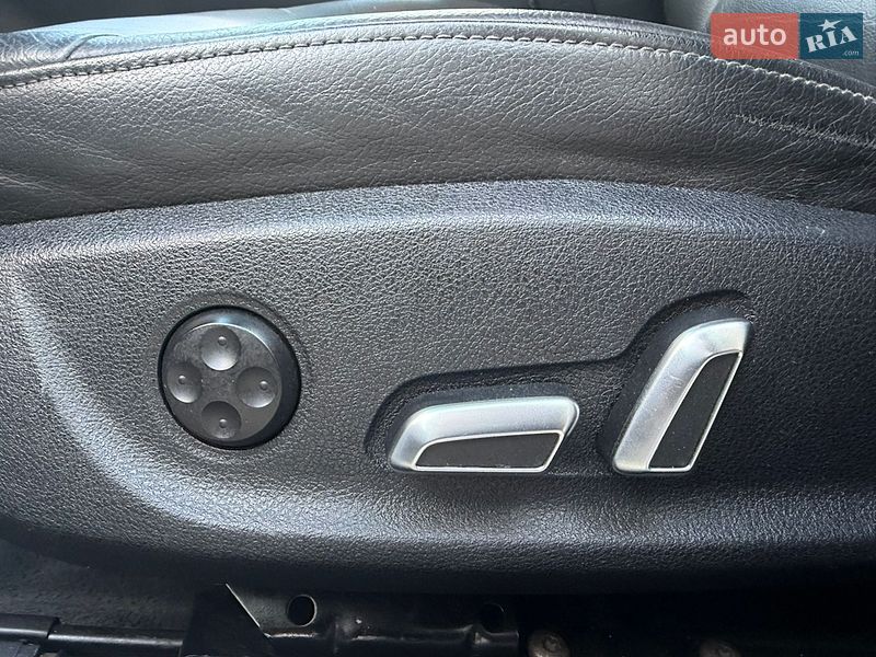 Седан Audi A4 2014 в Одессе