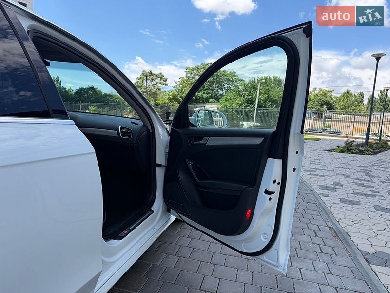 Седан Audi A4 2014 в Одессе