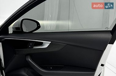 Седан Audi A4 2020 в Одесі