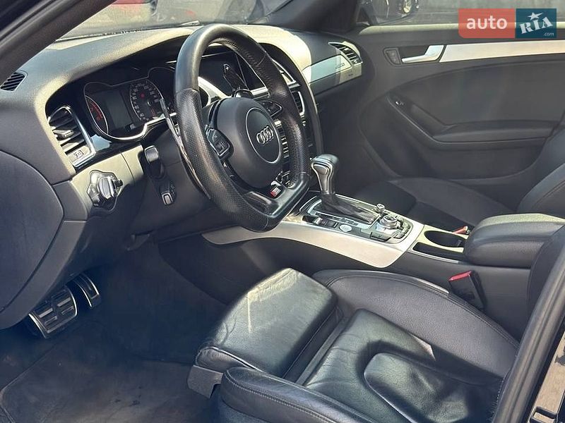 Седан Audi A4 2015 в Киеве